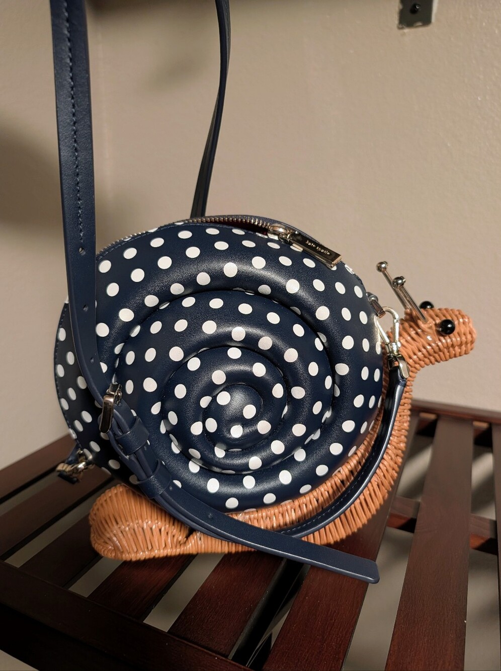 LIMITED EDITION Kate Spade Enchanted Scarlett Snail Wicker Crossbody - Picture 5 of 7